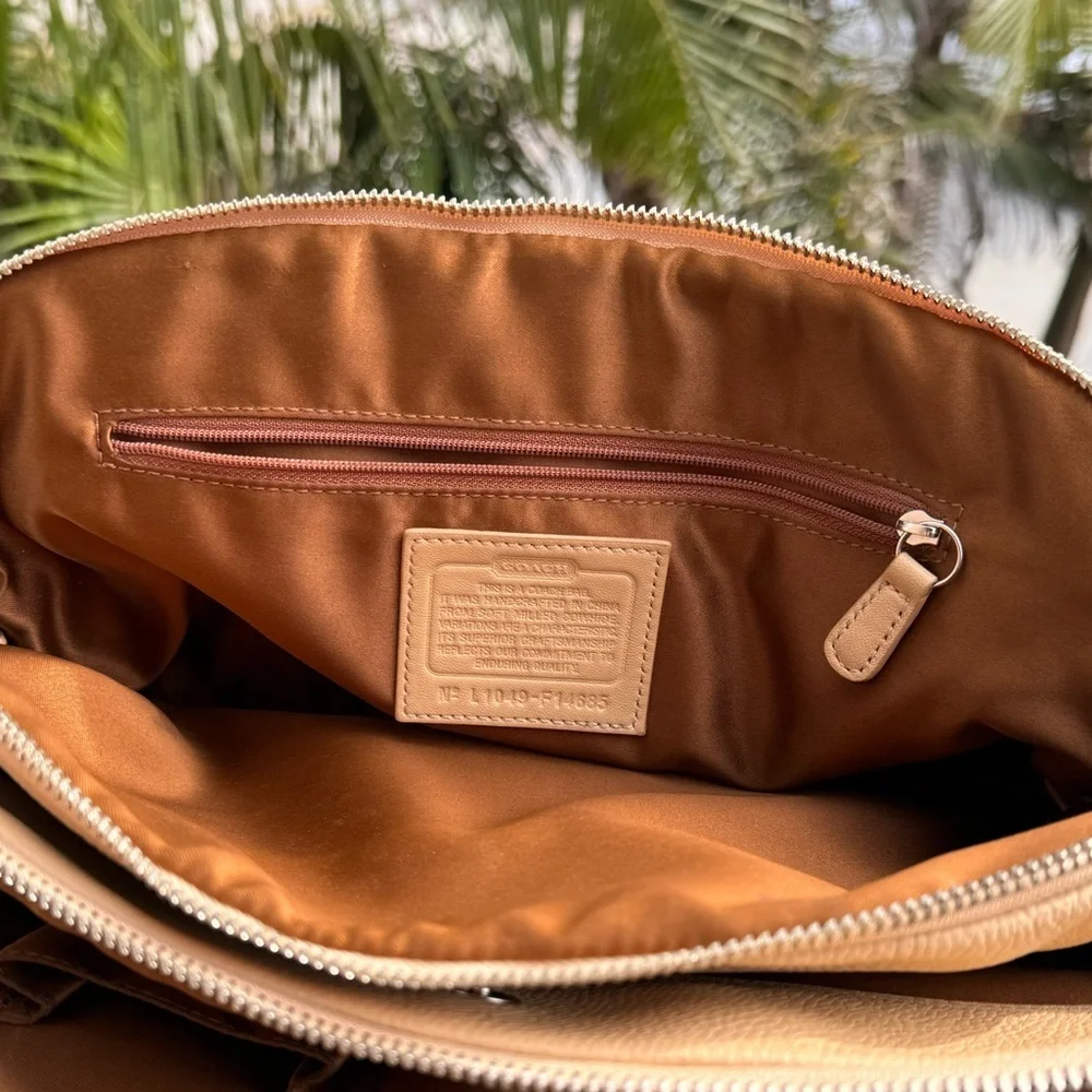 Coach Penelope Genuine Leather Purse - Picture 14 of 16